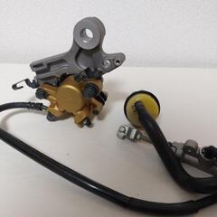NISSIN リアキャリパー  vtr250(mc-33)
