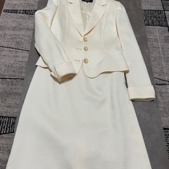 スーツ、ワンピース