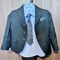 フォーマルスーツ110黒　入学式卒業式