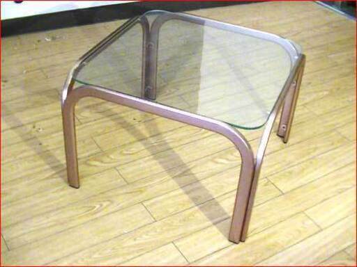ガラスのローテーブル 【廃業雑貨店の備品処分】