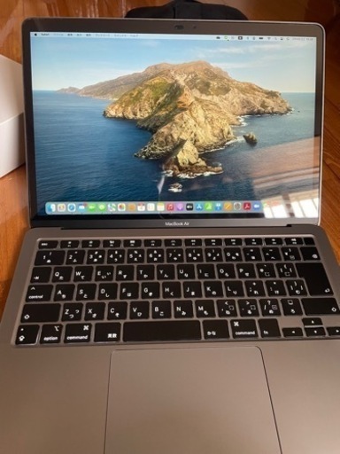 MacBook Air 13インチ　8GB 256GB