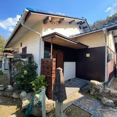 玉野市追間　庭付の平屋です。