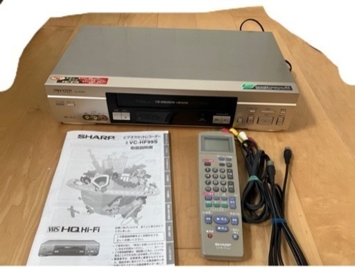 VHSビデオデッキ／VC-HF99S／美品、動作確認済
