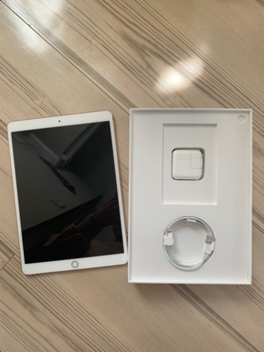 【値下げ】iPad Pro 10.5インチ 64GB （Apple Pencil 第一世代付き