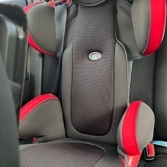 通気性と座り心地良いジュニアシート