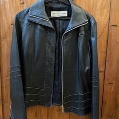 牛革製ブランドジャケット