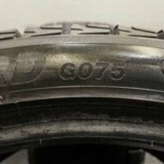 YOKOHAMA ice GUARD G075 295/35R21 21インチ スタッドレス 2本 2018年製 バリ溝 ポルシェ/カイエン ベンツ/GLC等　(TC701)クレジットカード QRコード決済可能の画像