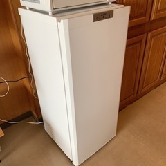 取引き中】三菱ノンフロン冷凍庫 MF-U12G-W