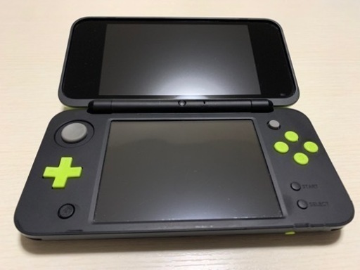 Nintendo 2DSLL本体とソフトセット