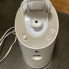 スチームナノケア美顔器の画像