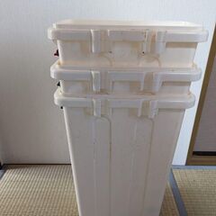 ごみ箱を差し上げますの画像
