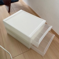 プラスチックケース
