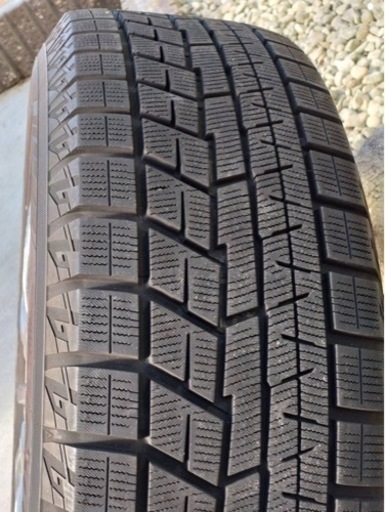 215/60r16 2021年製スタッドレスタイヤ　ホイール付4本セット