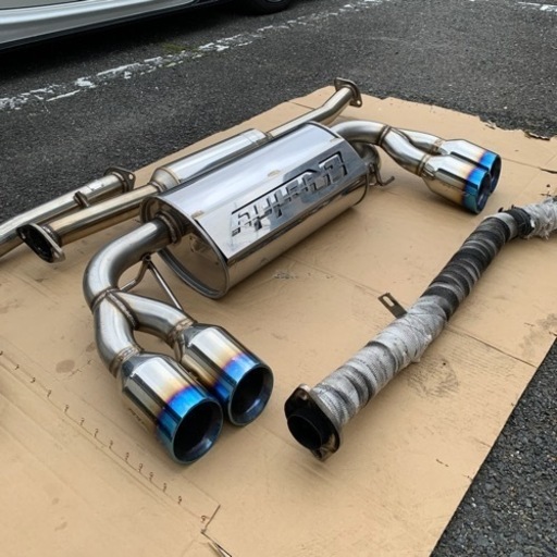【２月末に出品停止】トヨタ 86  トラスト 4本出し マフラー