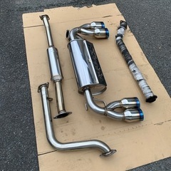 【２月末に出品停止】トヨタ 86  トラスト 4本出し マフラーの画像