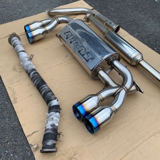 【２月末に出品停止】トヨタ 86  トラスト 4本出し マフラー