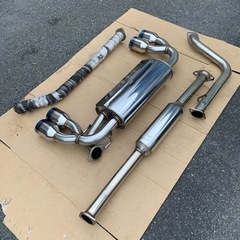 【２月末に出品停止】トヨタ 86  トラスト 4本出し マフラーの画像