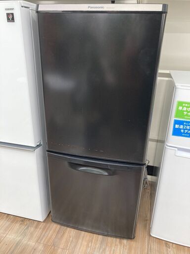 ブラックカラーの2ドア冷蔵庫が入荷しました。