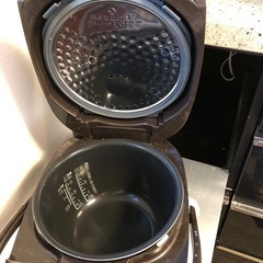 象印NP-VI10 炊飯器の画像