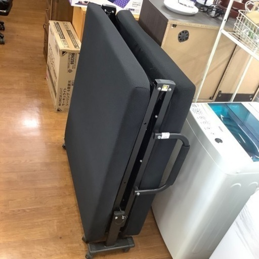 折り畳みベッド　ブラック