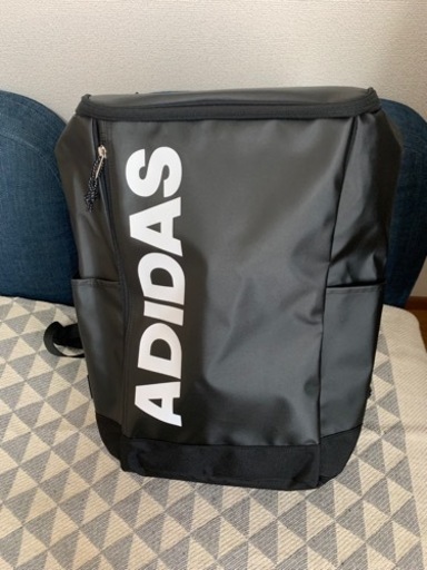 adidas リュック25L  30×46×18