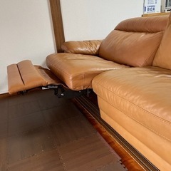 電動リクライニングソファ ３人がけの画像