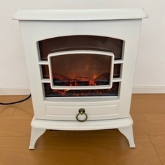暖炉型ファンヒーターの画像