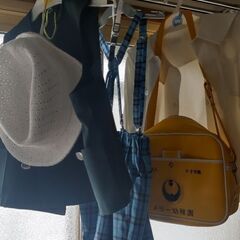 幼稚園　服　120cm