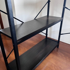 【値下げ中】ラック付きデスクの画像