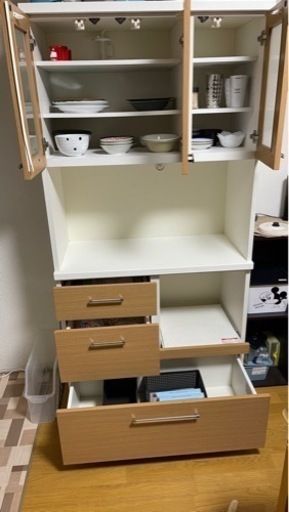 食器棚　　