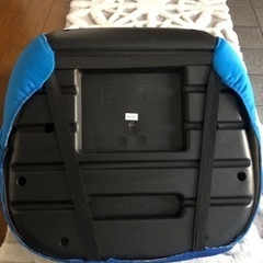 引渡先決定　ジュニアシートの画像