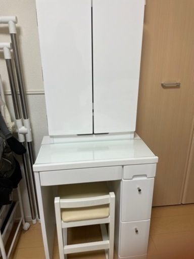 【決まりました】ドレッサー