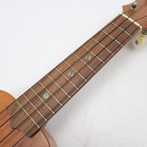 168)【美品】MAUI MUSIC マウイミュージック ウクレレ SM ハードケース付き 弦楽器 楽器
