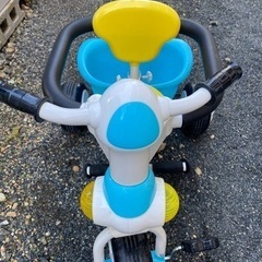 三輪車の画像
