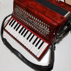 中古　アコーディオン
