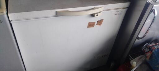 サンヨー　冷凍庫　SCR-R22V