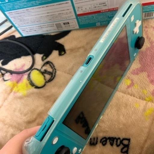 Nintendo Switch トップ Lite(ターコイズブルー) 美品】Nintendo