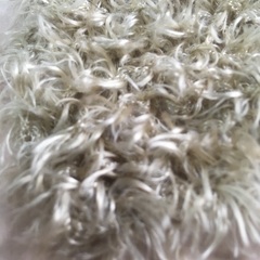 シャンパンゴールド手編みマフラーの画像