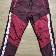 アメリカンイーグル　のズボン