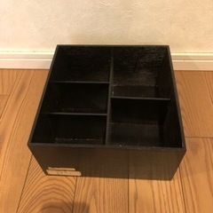 木製の小物入れ　木箱