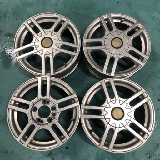お話中15インチアルミホイール　6J  off50 pch114.3 マルチ