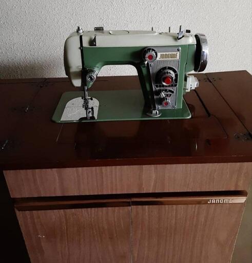 中古美品！　ジャノメミシン　スイングモーター　SEWING MOTOR Y.D.K.▽71-67　JANOME　YDK　現状品　直接手渡し大歓迎！大阪府　ike-0127