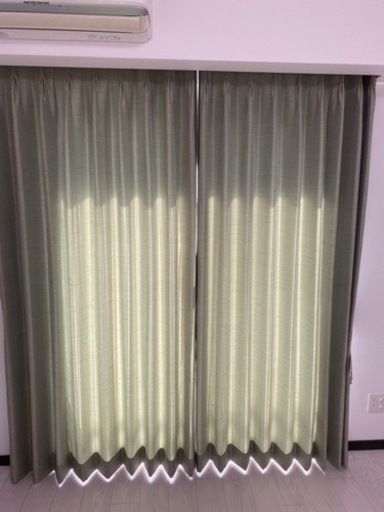 美品！格安！早い者勝ち　一宮市　100×215カーテン　レースカーテン付き