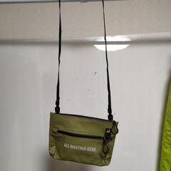 ワークマンイージス　サコッシュバッグ