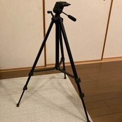 三脚　