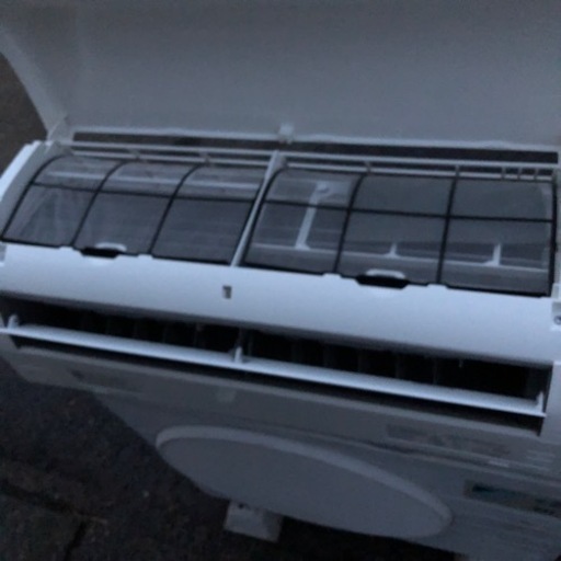 DAIKIN AN22PES-W 6畳用