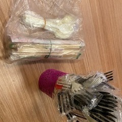もらってください。プラスチックフォーク、レンゲ、スプーン、割り箸...