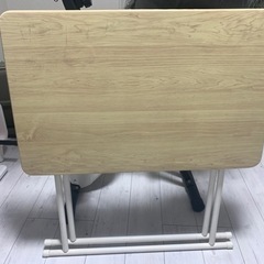 折り畳みテーブル