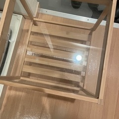 IKEAネスナ　組み立て済みサイドテーブルの画像