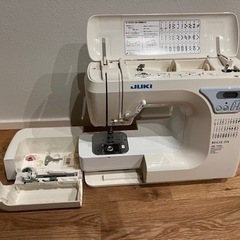 JUKI  家庭用ミシン　の画像